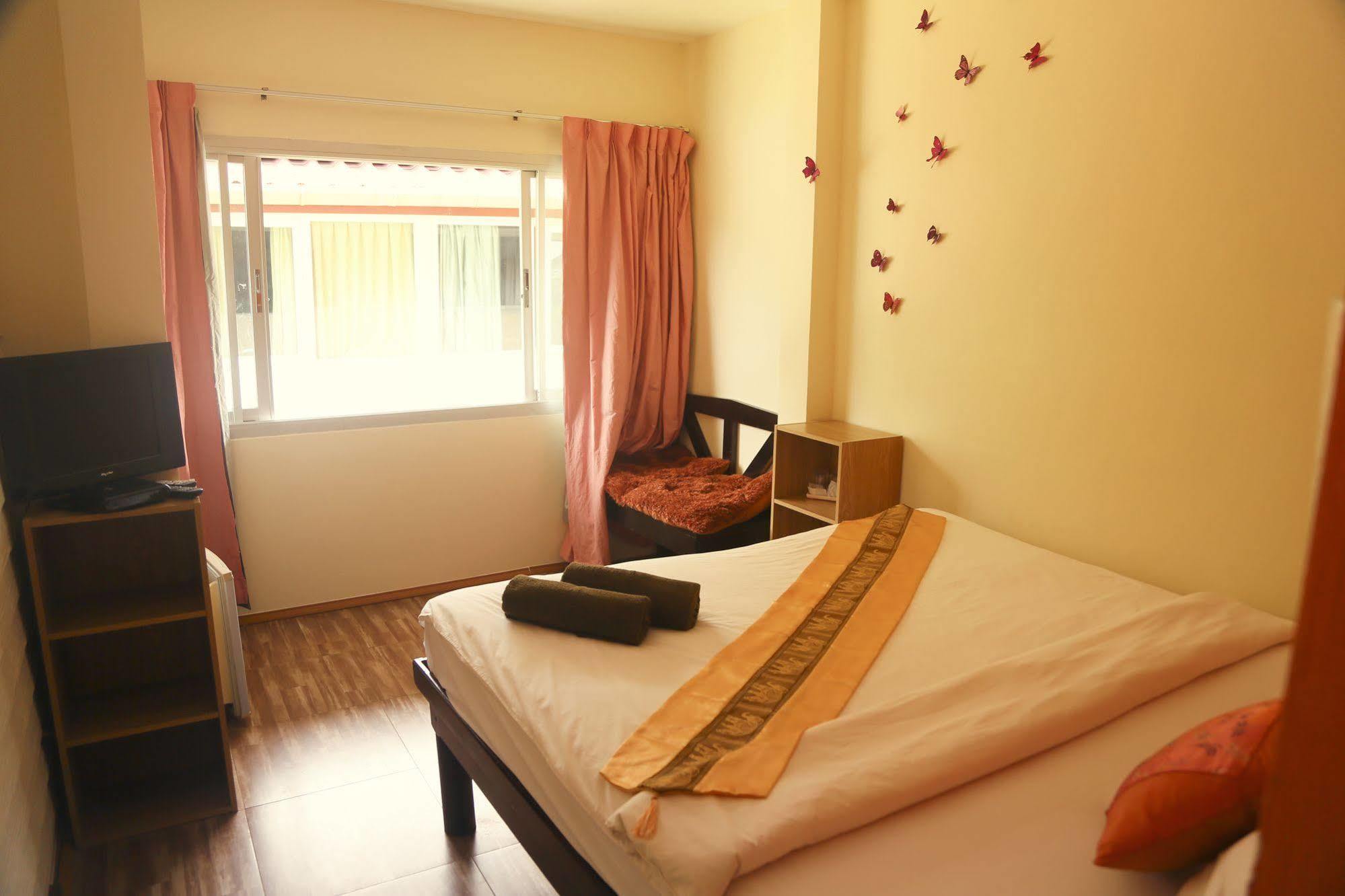 Boondaree Home Resort カタビーチ エクステリア 写真